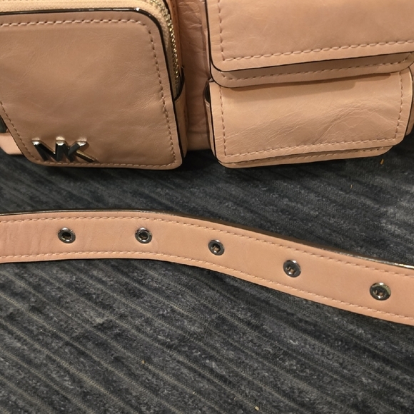 Michael Kors Blush Leather Crossbody Bag - Picture 13 of 14